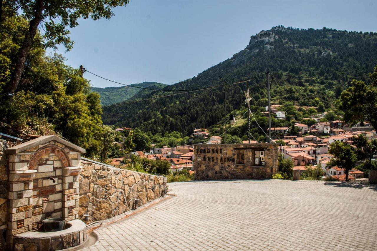 Guesthouse Vasiliki Steni Dhirfios Exteriör bild